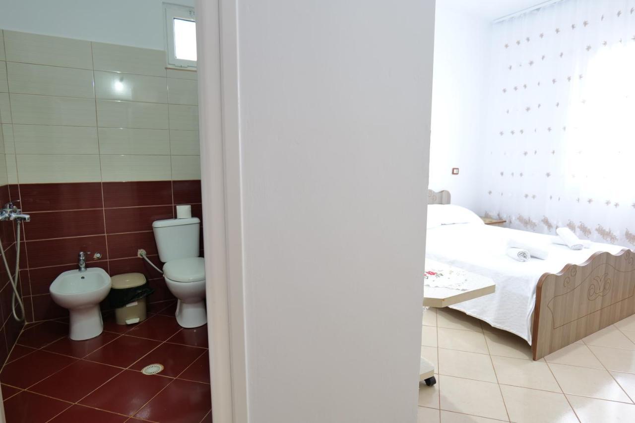 Vila Osmanaj クサミル エクステリア 写真