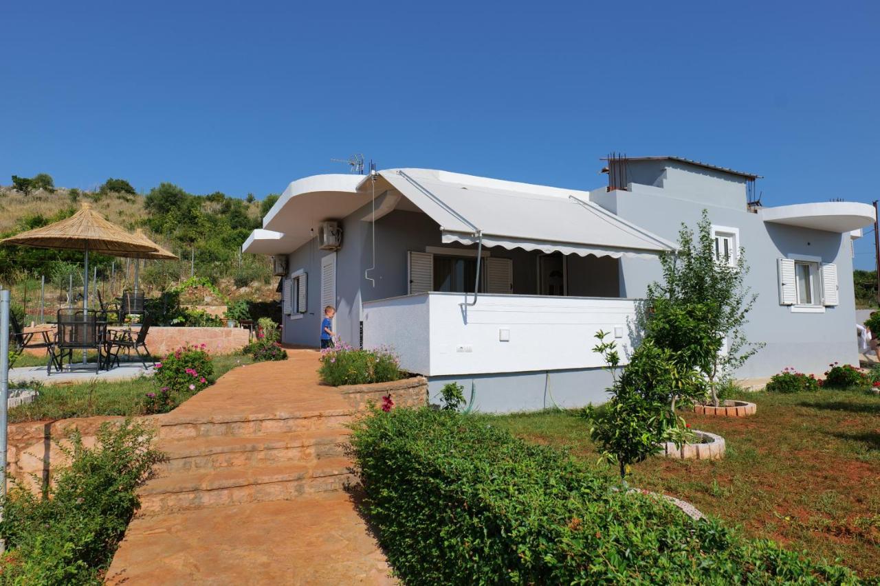 Vila Osmanaj クサミル エクステリア 写真