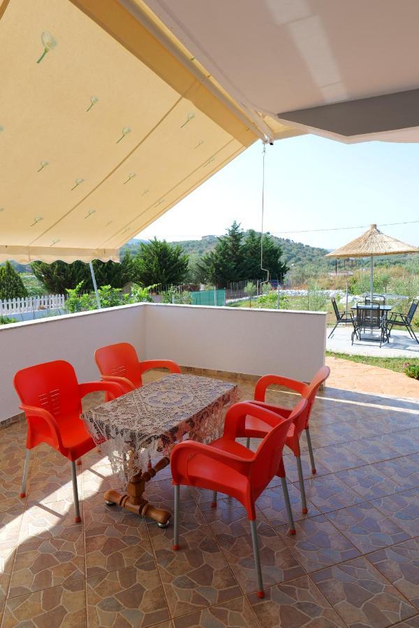 Vila Osmanaj クサミル エクステリア 写真