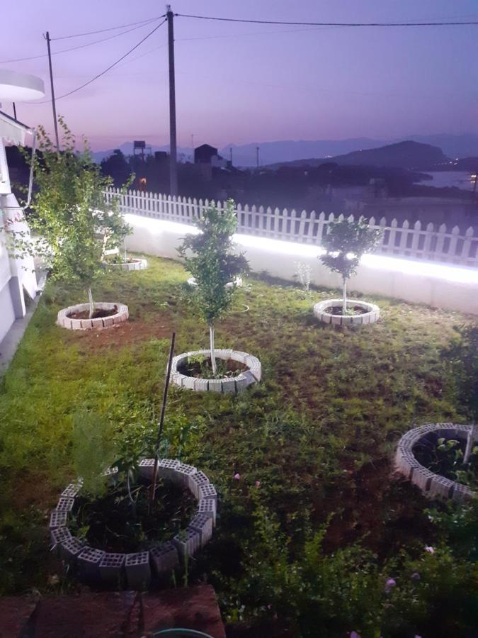 Vila Osmanaj クサミル エクステリア 写真